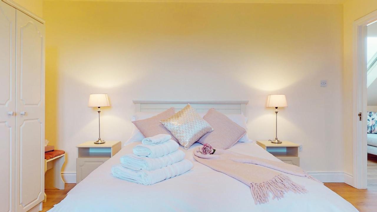 Ross Beach Family Farmhouse B&B Killala Exterior photo